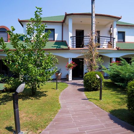 Guest House Panorama Aqualux Novi Sad Exterior foto